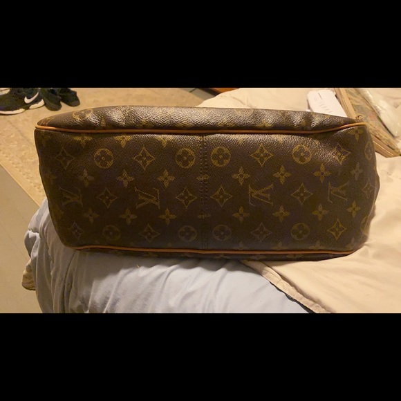 Authentic Louis Vuitton - Picture 4 of 8